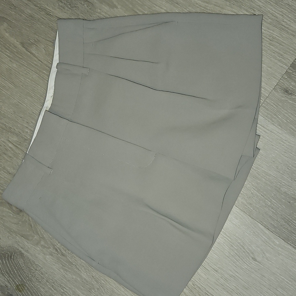 Aritzia mini effortless shorts